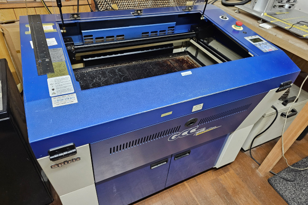 COMNET 中型CO2レーザー加工機＿Spirit-40W