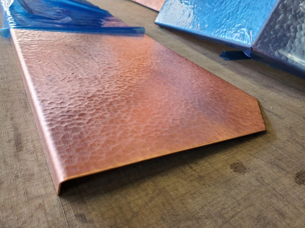 銅-1.2T 槌目　曲げ金物